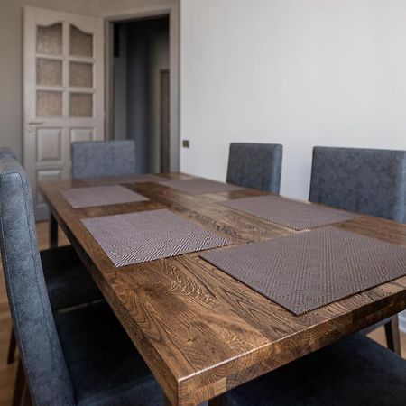 3 Room Apartments On Galytska Lviv Extérieur photo