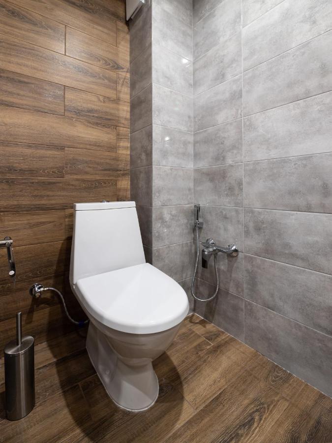 3 Room Apartments On Galytska Lviv Extérieur photo