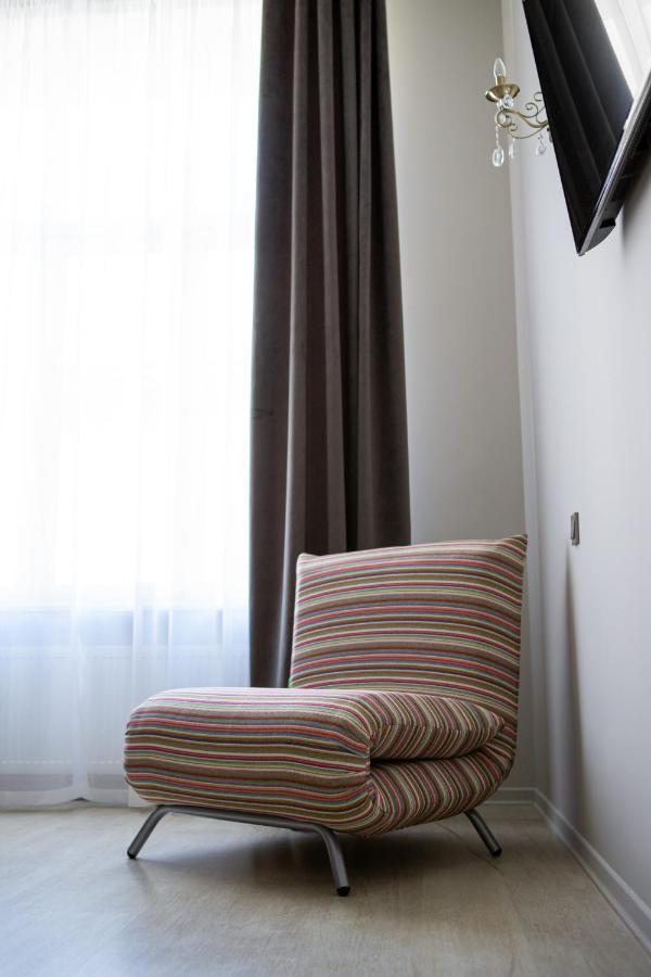 3 Room Apartments On Galytska Lviv Extérieur photo